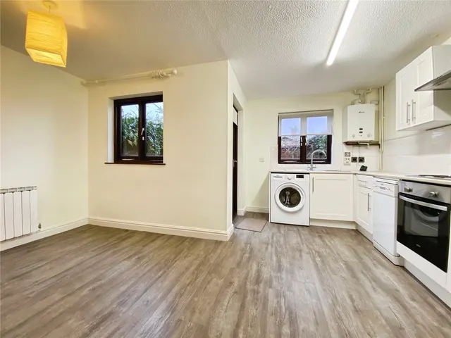 Photo 2 — College Mews, Stratford-upon-Avon, Warwickshire, CV37