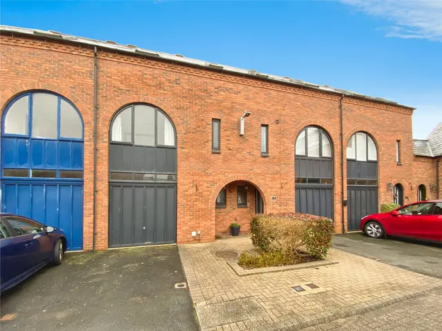 College Mews, Stratford-upon-Avon, Warwickshire, CV37, photo 1