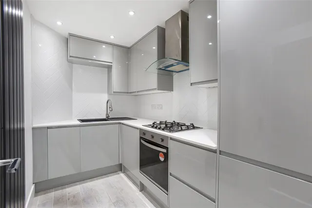 Green Street, London, E13, photo 1