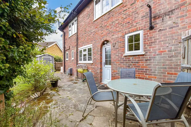 The Hoppety, Tadworth, KT20, photo 2
