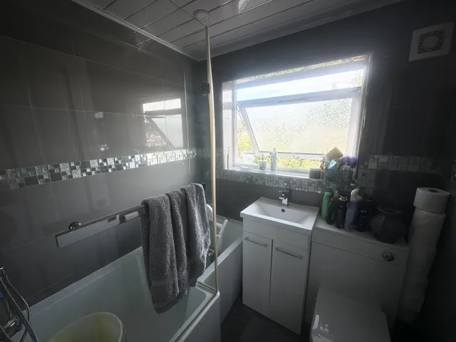 Bradden Street, PE3, photo 3