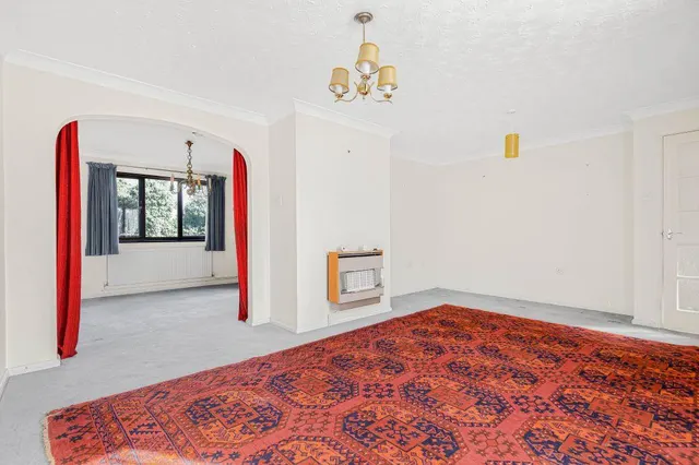 Buckingham Drive, Ely, CB6, photo 3