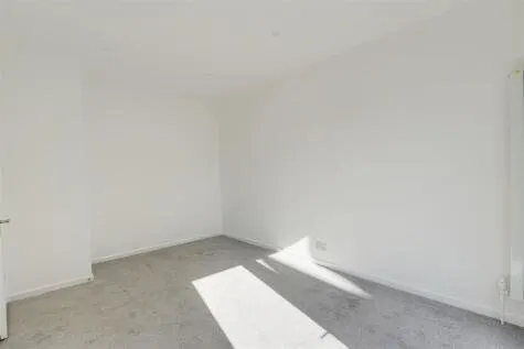 Lady Bay Court, West Bridgford, NG2, photo 2