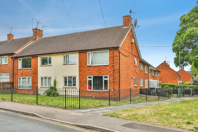 Glapton Lane, Clifton, Nottingham, NG11, photo 1