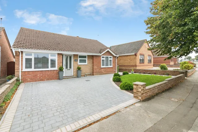 Crestview Drive, Lowestoft, NR32, photo 1