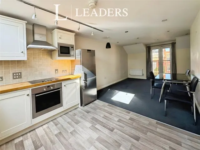 Edith Murphy Close, Birstall, LE4, photo 3