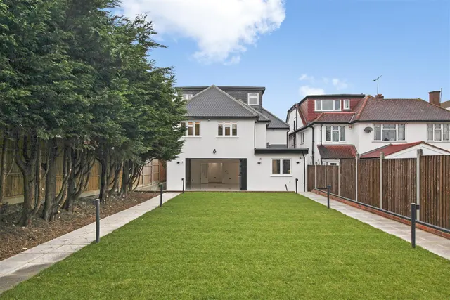 Sudbury Court Drive, Harrow, HA1, photo 2
