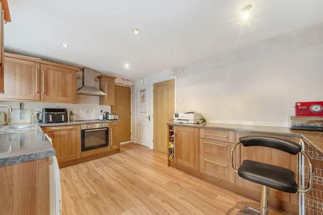 Case Grove, Prescot, L35, photo 2