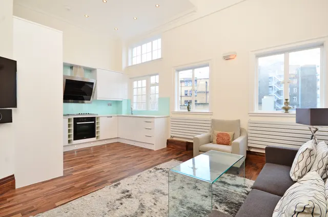 192 Chiltern Court, Baker Street, London, photo 1