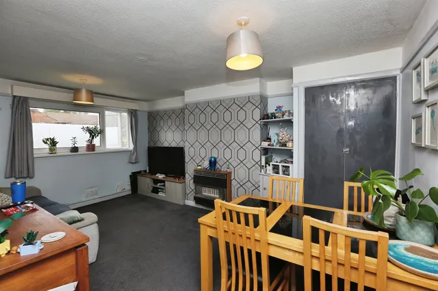 Photo 3 — Aldermoor Road, Gosport