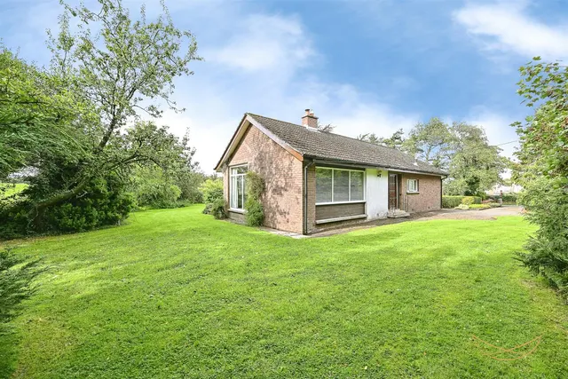 Mossvale Road, Newtownabbey, BT36 4TT, photo 1