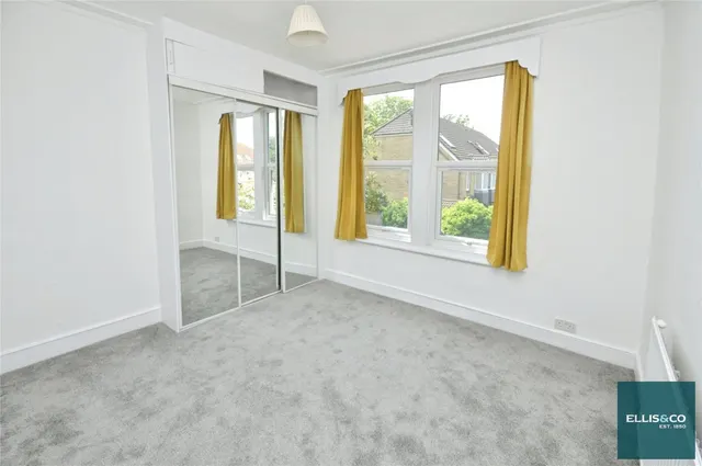 Princes Avenue, Finchley, N3, photo 3