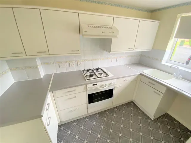 Low Valley Close, Ketley, TF1, photo 3