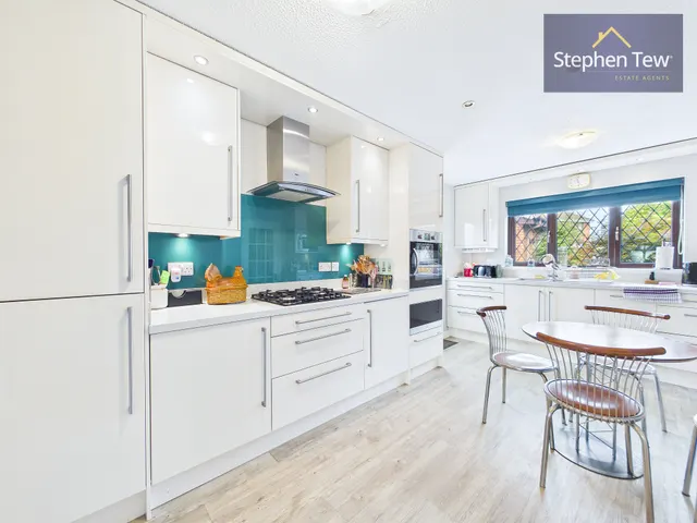 Lowfield Road, Blackpool, FY4, photo 3
