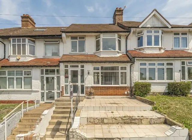 Norbury Rise, Streatham, SW16, photo 1