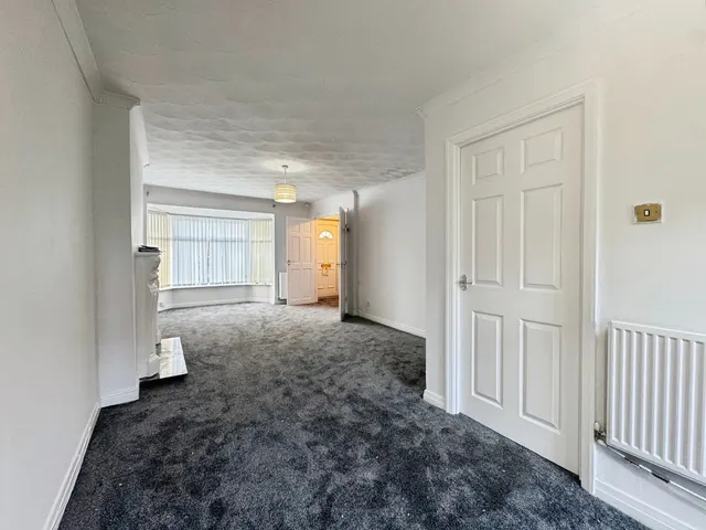 Irlam Road, Flixton, M41, photo 3