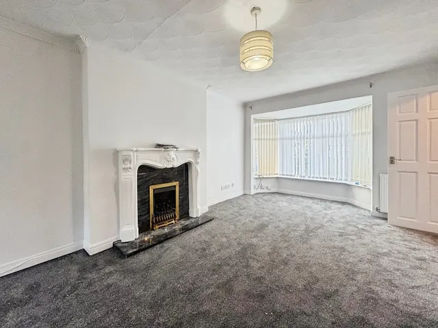 Irlam Road, Flixton, M41, photo 2