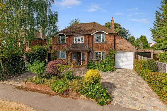 Carpenters Wood Drive, Chorleywood, WD3, photo 1