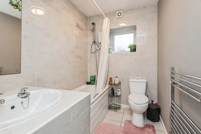 Beaumont Place, Batley, WF17, photo 3