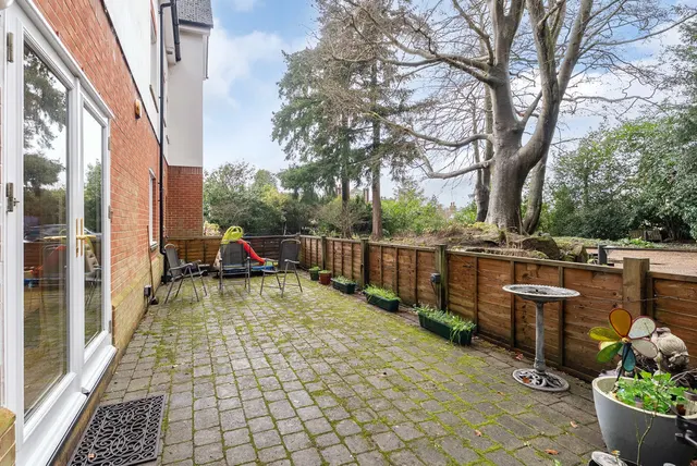 Tower Hill Road, Dorking, RH4, photo 2