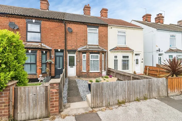 Victoria Road, Lowestoft, Suffolk, NR33, photo 1