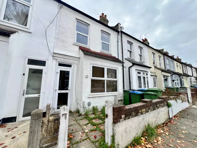 Malton Street, Plumstead, photo 1