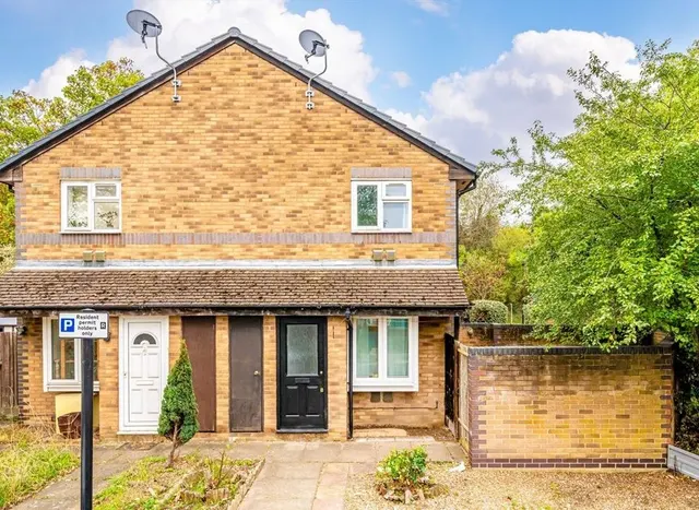 Weavers Close, Isleworth, TW7, photo 1