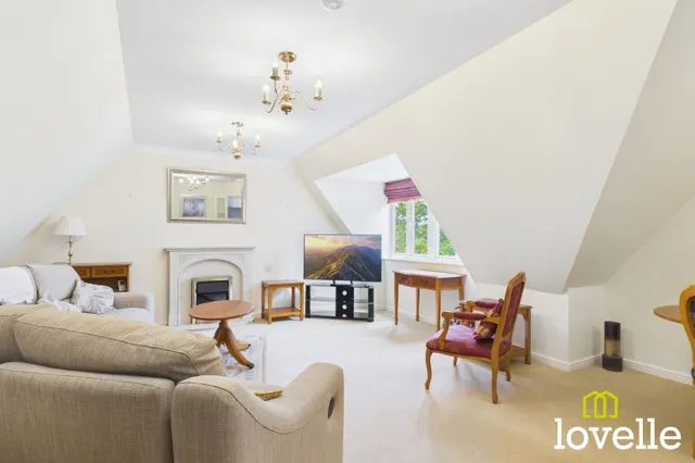 Newgate Street, Shardeloes Court, HU16, photo 2