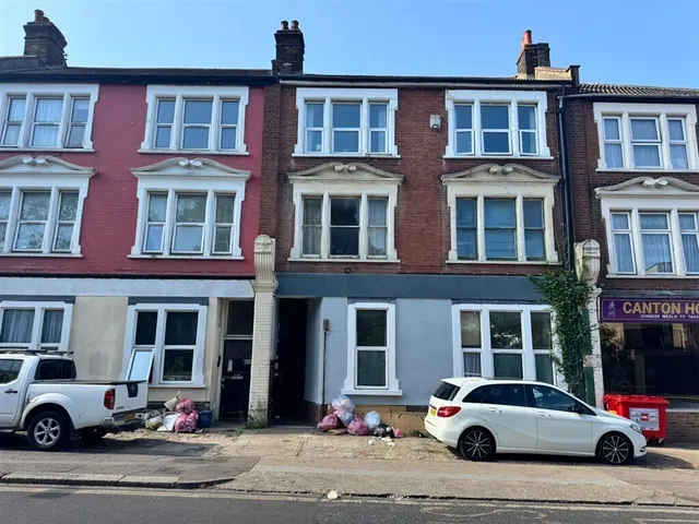 Station Road, Westcliff-On-Sea, SS0, photo 1
