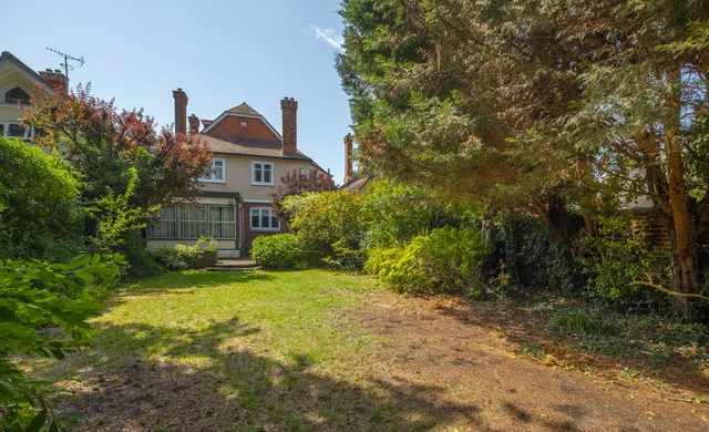 Catherine Road, Surbiton, KT6, photo 1