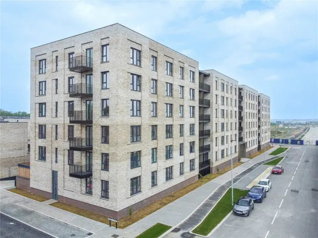 2 bedroom flat, Runway Avenue, Patchway, BS34