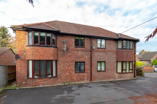 Yarnells Road, Botley, OX2, photo 1