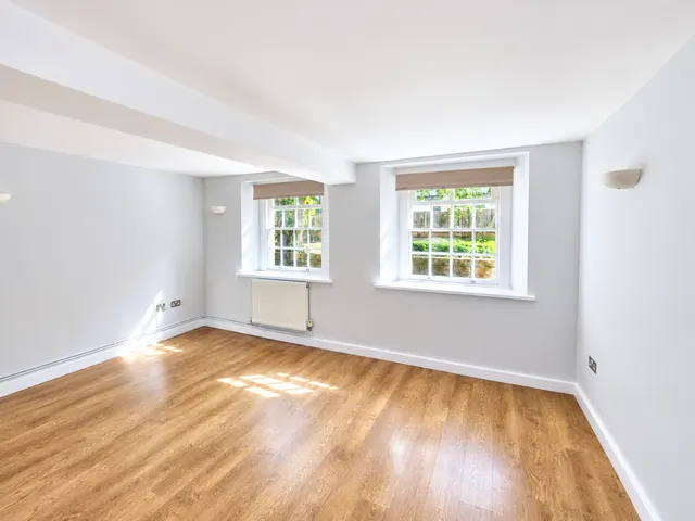 Photo 2 — Bower Terrace, Maidstone