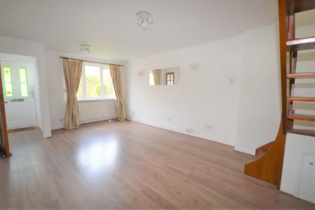 Rothschild Avenue, Aston Clinton, HP22, photo 2