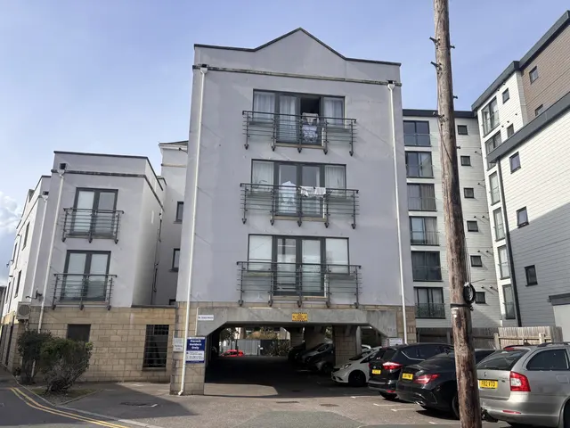 Denmark Road, Poole, BH15, photo 1