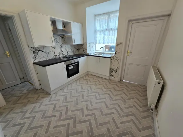 Hallam Road, Nelson, BB9, photo 3