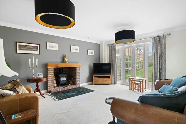 Monks Meadow, Ardingly, RH17, photo 2