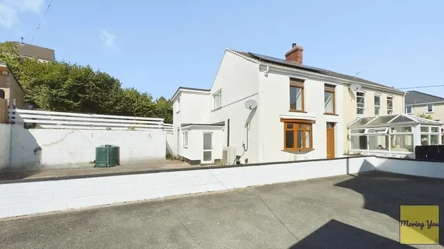 Rhiw Road, Rhiwfawr, Abertawe, SA9 2RE, photo 1
