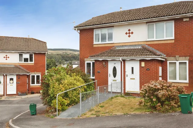 Parc Bryn Derwen Pontyclun, CF72, photo 1