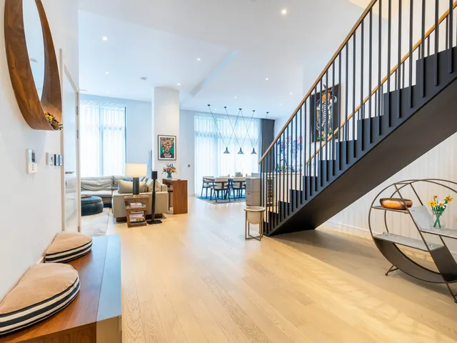 Downs Road, London, E5, photo 1