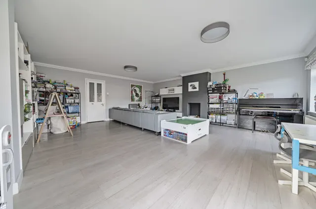 Photo 2 — Catena Rise, Lightwater, Surrey, GU18 5RD