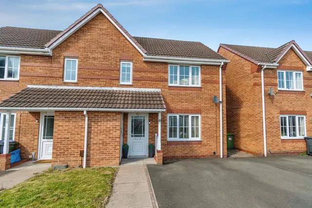 Hobart Road, Tipton, DY4, photo 1