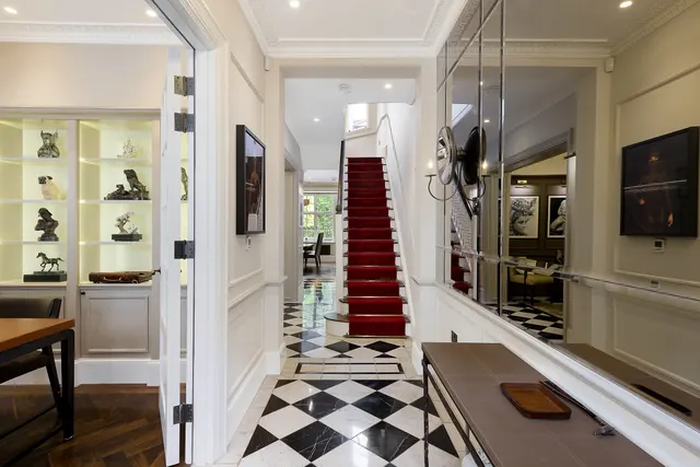 Photo 3 — Chapel Street, Belgravia, London