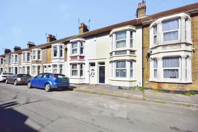 Wellesley Road, Sheerness, ME12, photo 1