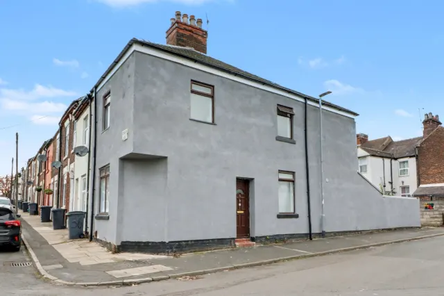 Portland Street, Stoke-On-Trent, ST1, photo 1