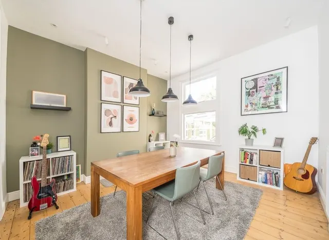 Photo 3 — Kempshott Road, Streatham, SW16