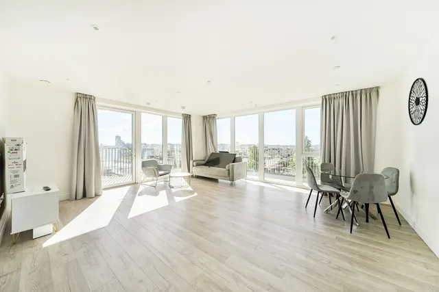 Beresford Avenue, Wembley, HA0, photo 2