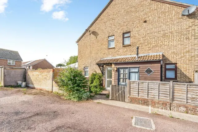 Wadhurst Close, Bognor Regis, PO21, photo 1