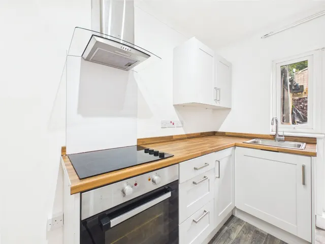 Fletcher Street, Heanor, DE75, photo 2