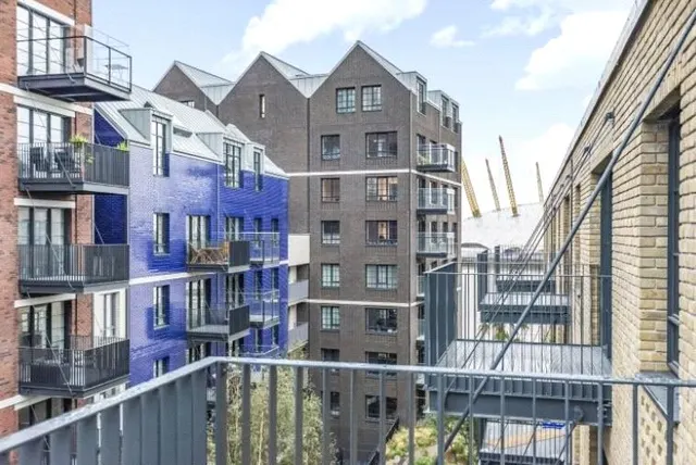 Orchard Place, London, E14, photo 2